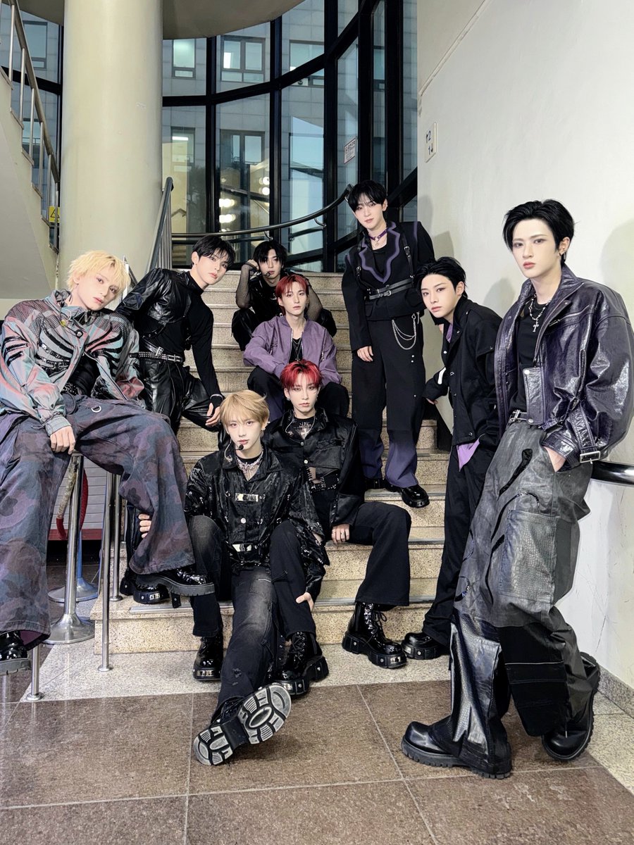 [📸] 

-251205 뮤직뱅크

#XODIAC #소디엑 
#XODIAC_Alibi 
#Alibi #알리바이