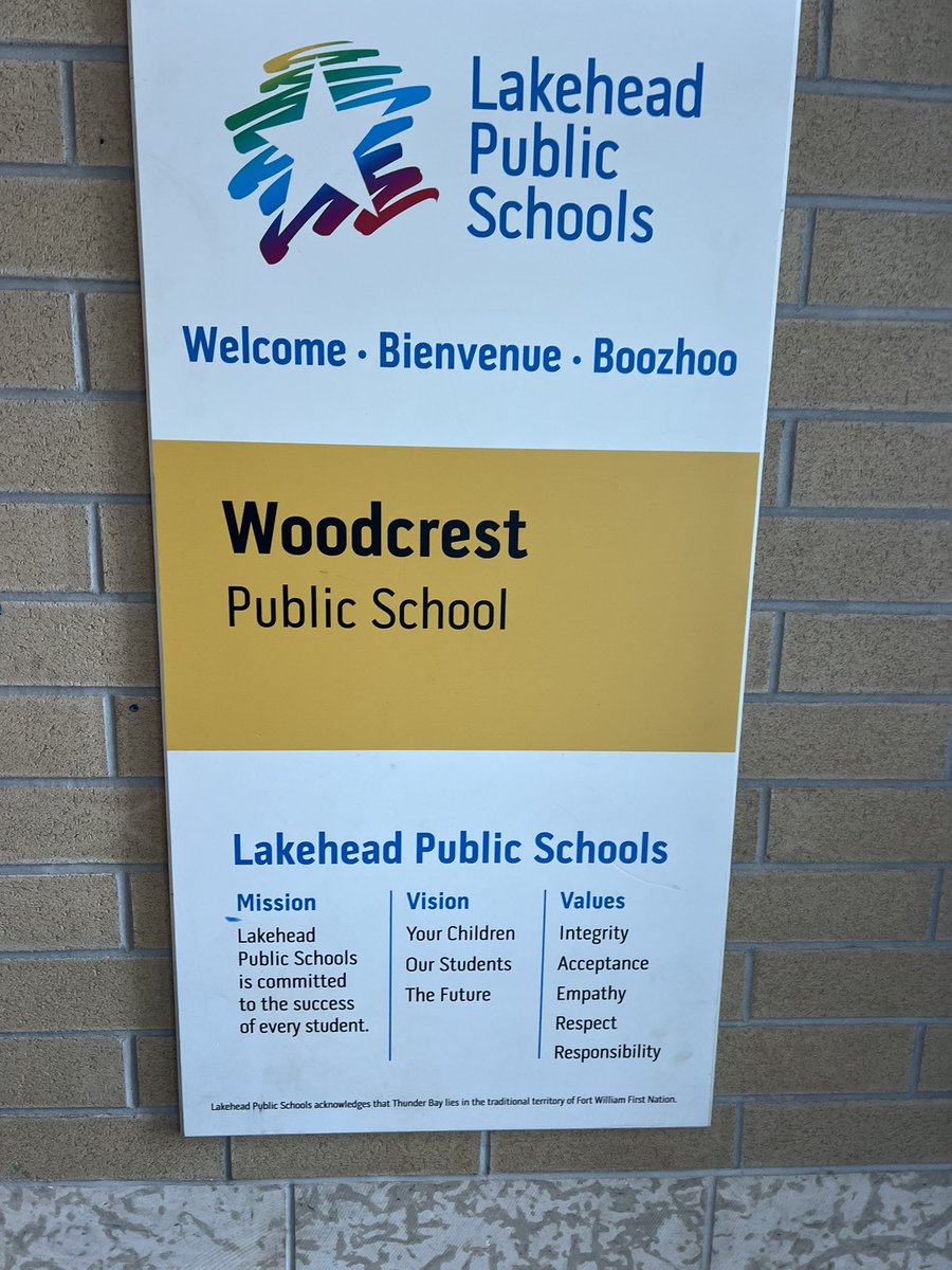 ETFOpresident's tweet photo. So amazing to speak with @ETFOeducators at 2 Lakehead schools. It never ceases to amaze me how much passion and care educators pour into their students in spite of govt cuts. https://t.co/WBwSsCwKRp