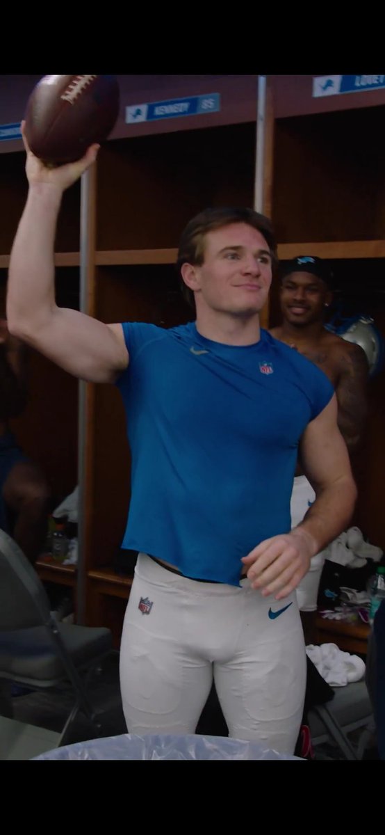 I bet Tom Kennedy pulls over and helps change people's flat tires. I bet Tom Kennedy ALWAYS returns his cart to the corral. I bet Tom Kennedy has never cut line. I bet Tom Kennedy tips at car washes. I bet Tom Kennedy buys his mom lavish birthday gifts. <a href="/Lions/">Detroit Lions</a>