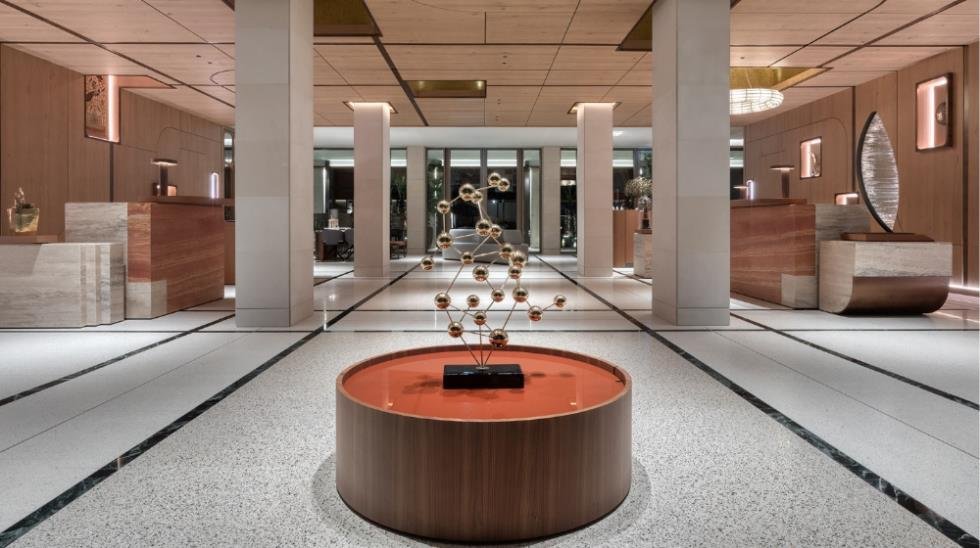 Άνοιξε πάλε το παλιό το Χίλτον μετά την ανακαίνιση τζαι επιαν με η νοσταλγία.
#ΗμουνΕναΤαυρι
cbn.com.cy/article/122659…