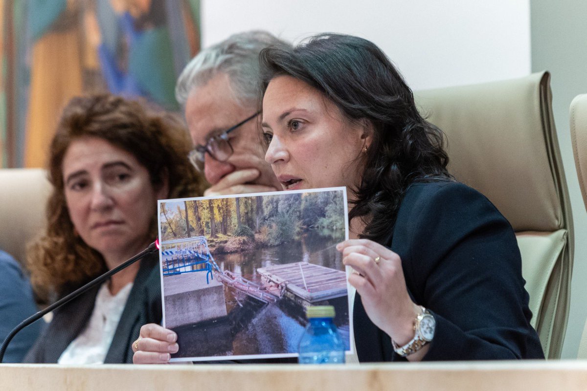 Hay muchas instalaciones deportivas de Salamanca que no están a la altura.

⛔ Embarcadero inutilizado, vestuarios en la Aldehuela sin limpieza, problemas de agua en la Alamedilla.

Los y las salmantinas merecen espacios deportivos dignos, no excusas ni parches. 🏊‍♂️🚴‍♀️🏃‍♂️