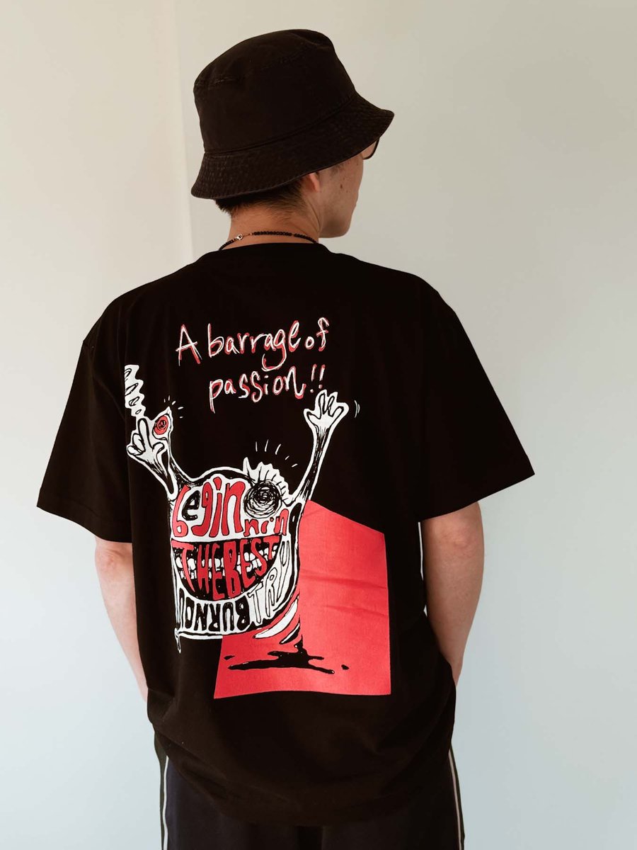 金曜日のTMB有難うございましたー！！

さよなら/花束/歌ったよ💐

新しいTシャツ販売スタート‼︎
No.13石井悠也氏デザイン
情熱レンダTシャツ🔥
背中で燃えてるのがまた良き〜

iscube.base.shop

早速ご購入頂いた皆様本当に感謝です🙏心を込めて送らせて頂きます😍

待っててねー！！