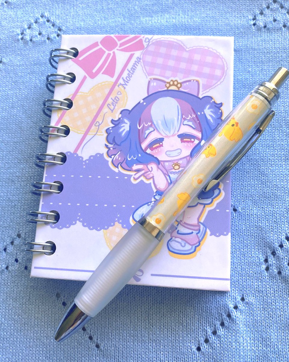 En qué estará pensando mi Omeletto~ -v-?
Qué habrá escrito? 🐶💖