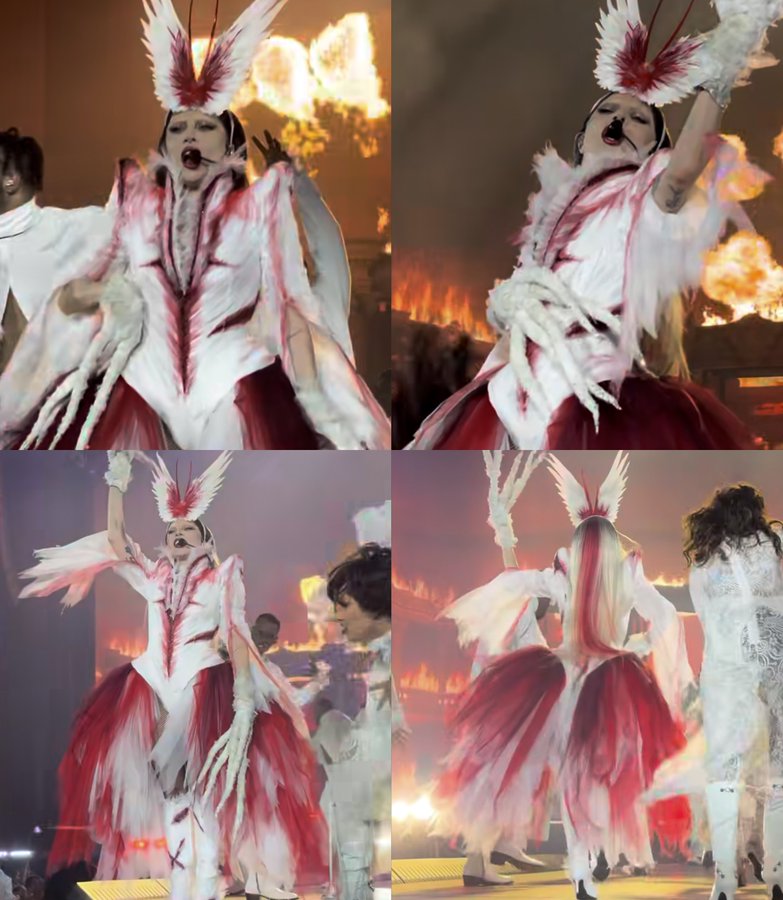 G7aPBdKWEAAzGaj?format=jpg&name=900x900