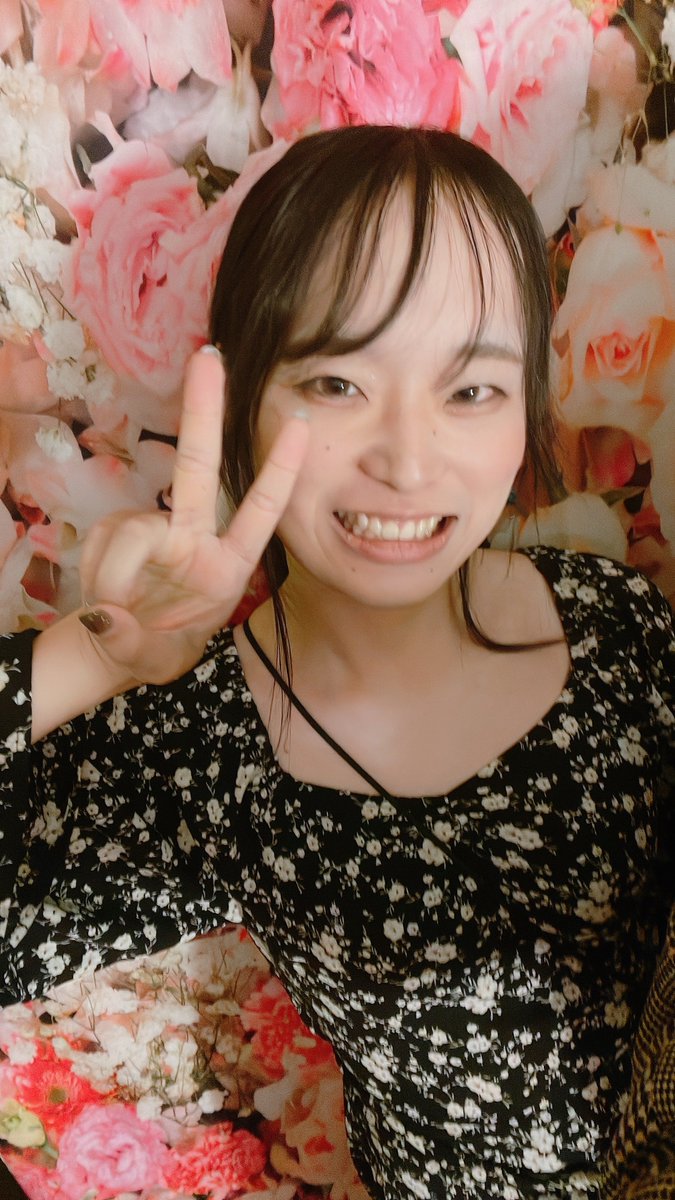 ____usaco's tweet image. 女の子クラブにかわいい子いた🩷