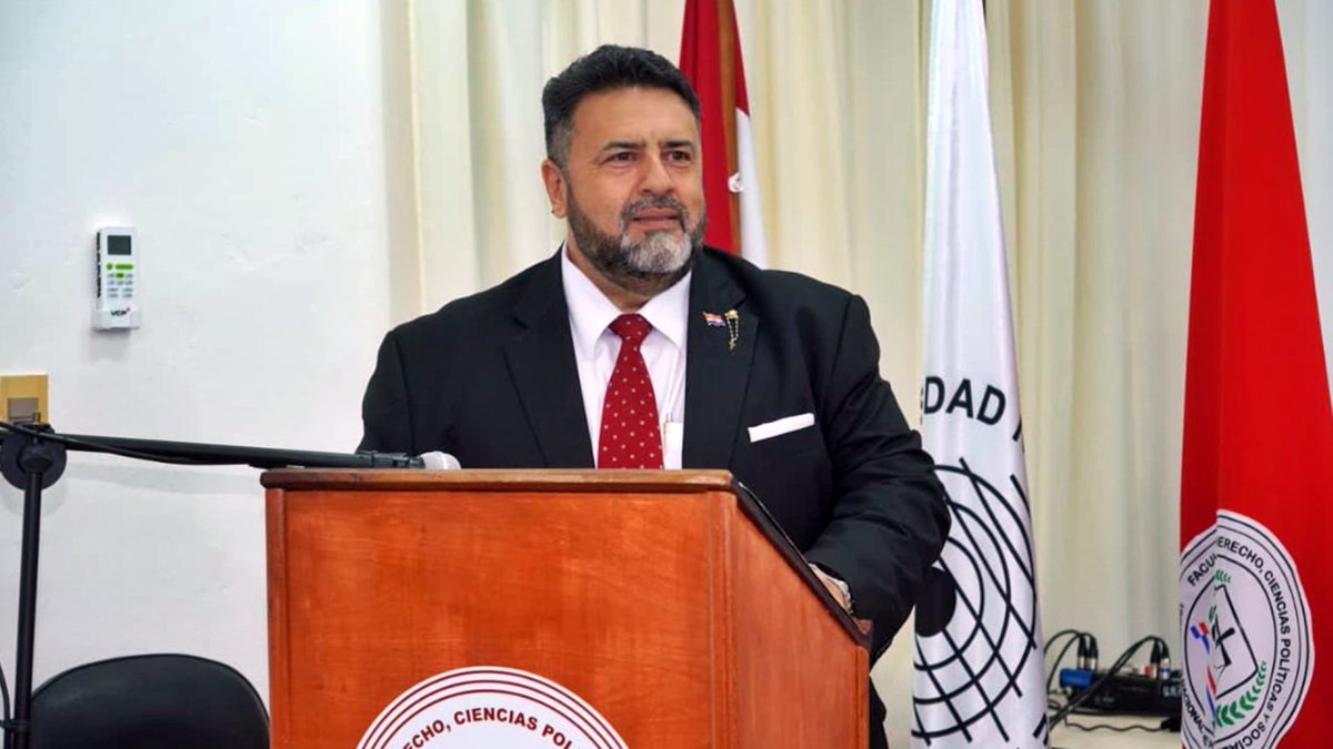 La UNP desarrolló una jornada académica sobre “Justicia Negociada y Resolución Alternativa de Conflictos Penales”, con el Prof. Dr. Diego Rengell (UBA). Autoridades, magistrados y estudiantes acompañaron esta actividad que refuerza la formación continua de excelencia.