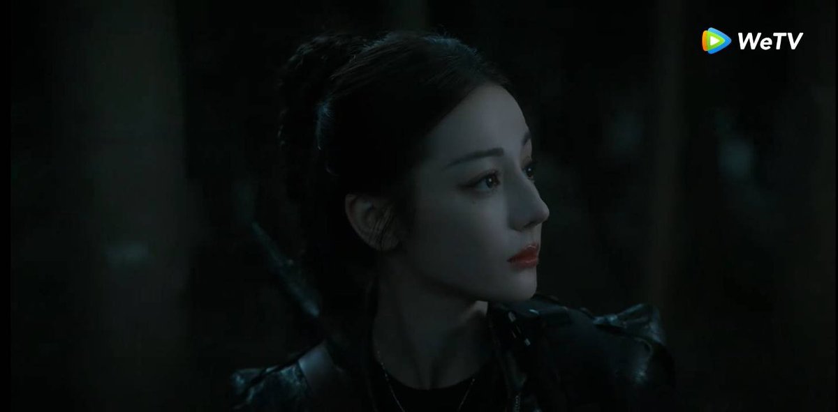 คือปกติชีก็หน้าผมเป๊ะตลอดเวลาอยู่ละ นี่มาเดินป่ากับแฟนจะน้อยกว่านั้นได้ไงล่ะ ปากแดงหน้าเด้งผมอยู่ทรงตั้งแต่เช้าจรดค่ำ ใครทำได้บ้าง ไม่เคยหลุดคาร์ศิลปินสาวผู้รักสวยรักงามนะ 555555 💄🫦  

#ครามพิฆาต #LoveontheTurquoiseLand