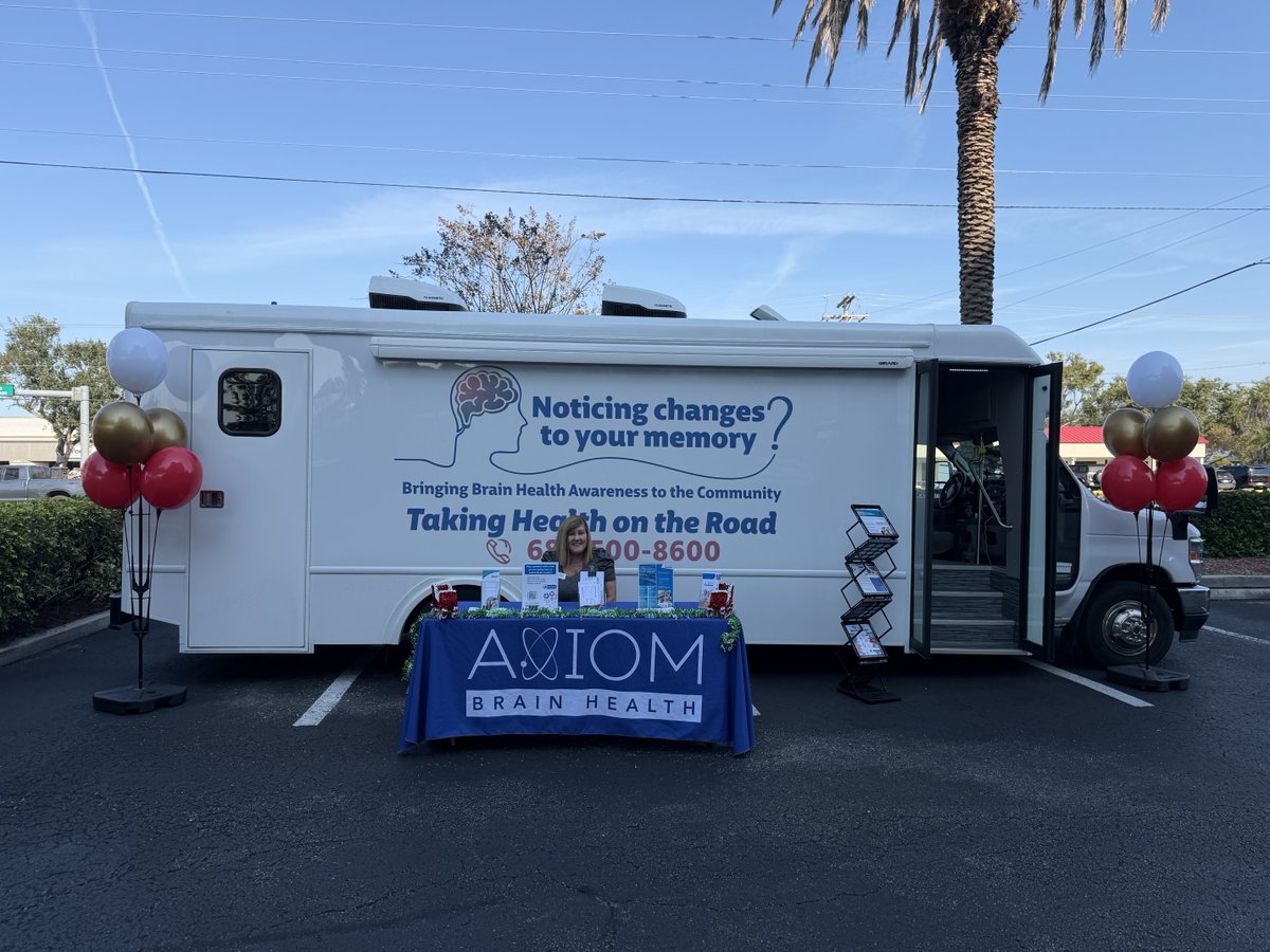 GAP_Foundation's tweet photo. It's beginning to look a lot like #MemoryScreening season! Was a great day yesterday for the #MobileResearchUnit team and #GAPNet site @Axiom joining @KeiserU for #brainhealth outreach. Looking forward to where THOR East drives next thanks to @Roche! https://t.co/cnuQwqS6CT