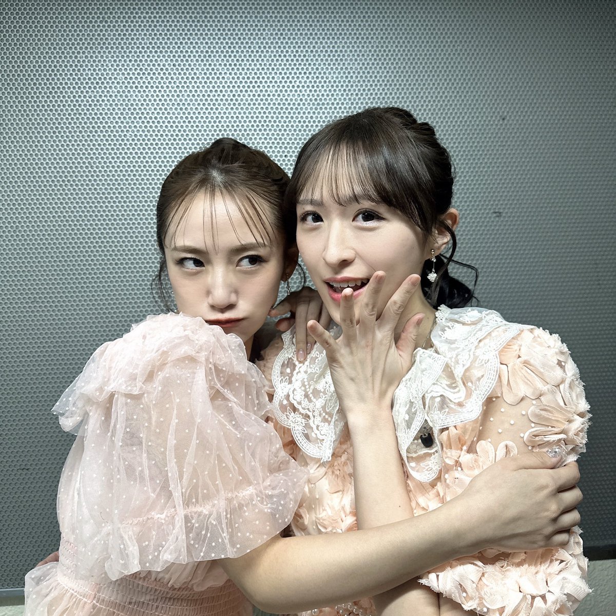 sayaya_0388's tweet photo. 20周年記念コンサートPart1🩷
AKB48メンバーの皆さんや先輩方と
こうしてステージでご一緒させていただける
機会をいただけて…また7人で歌わせて
いただけて…とても幸せな時間でした😌✨

ありがとうございました!!🥹

#AKBは青春ですin武道館 https://t.co/zOpslL7fpz