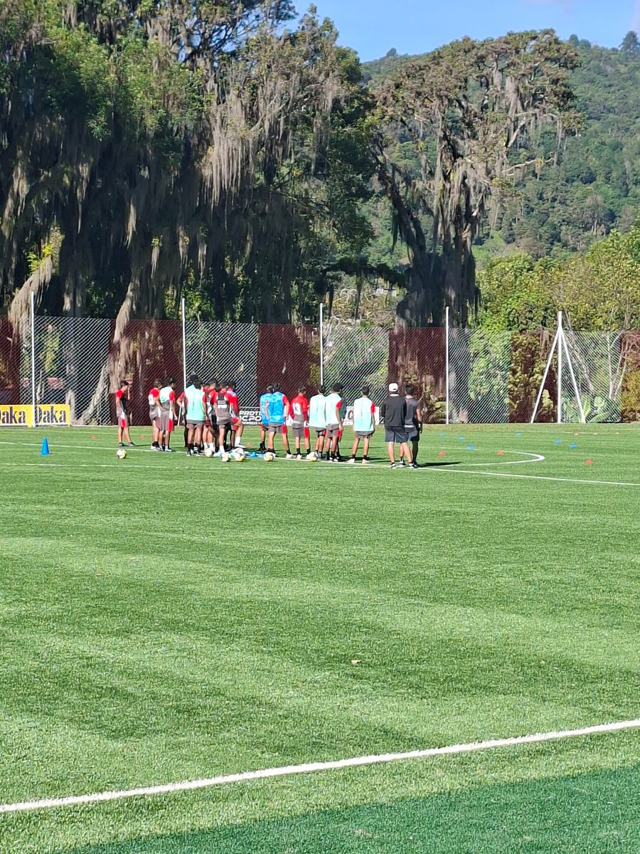 TIEMPO DE FÚTBOL tweet media
