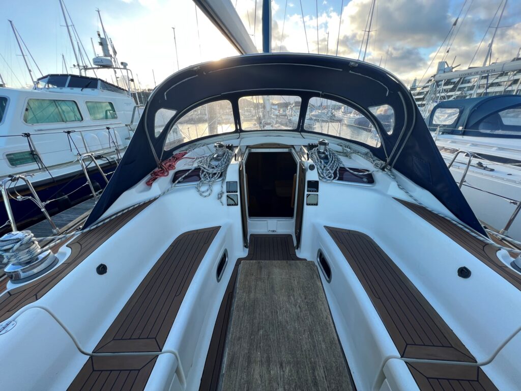 RedEnsignMarine's tweet photo. This Bavaria 47 Cruiser is for sale, located in Plymouth, United Kingdom.

The boat has a huge amount of living space, ideal for family sailing or extended periods aboard.

Call 01752 260086 for a full description or click the link to find out more.

https://t.co/Qo6WsDvt9M https://t.co/x3PYO7WhKY