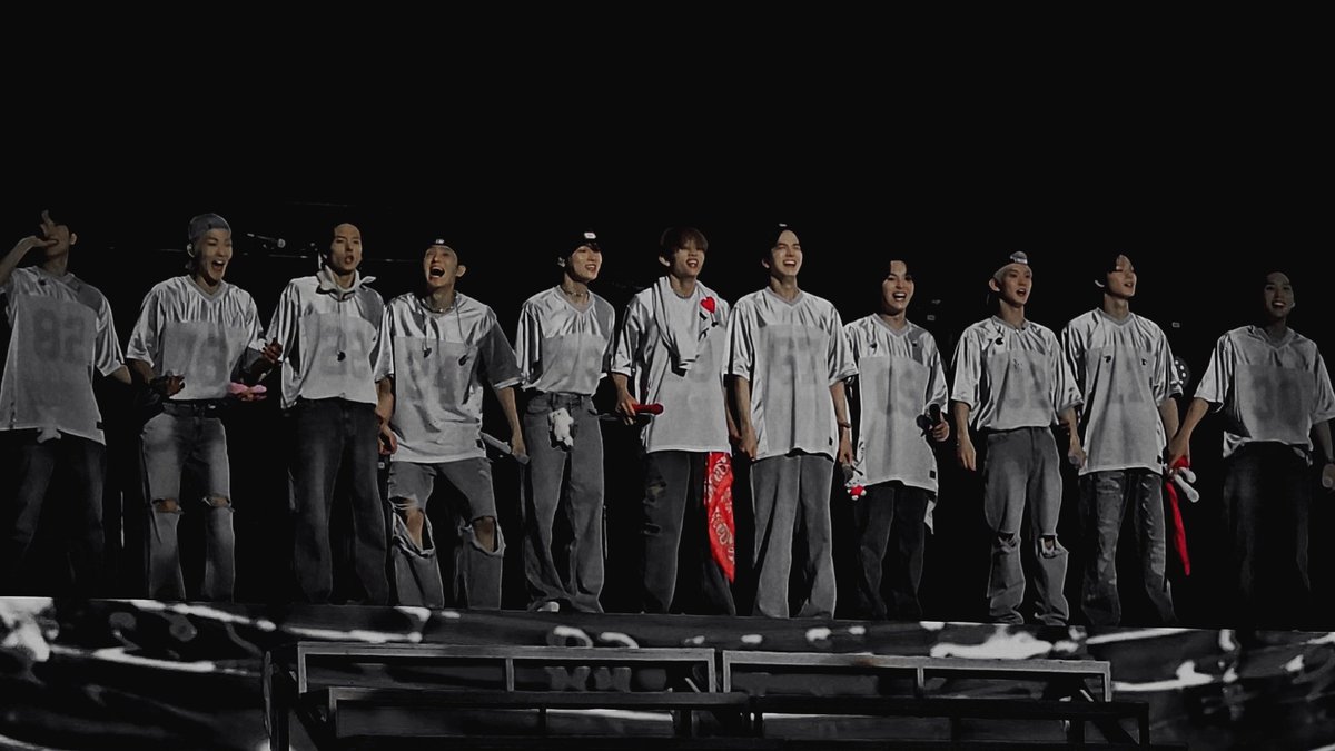 deobimom's tweet photo. #더보이즈_데뷔8주년_축하해 
#THEBOYZ_DEBUT_8th

8 years with THE BOYZ ♡ thank you for coming into my life like a quiet kind of light, for filling me with love in ways that never seem to run dry. You are one of the most special existences in our lives, a home we keep returning to. ♡

Thank you for the way you changed my world without even trying.  We promise to stay, to keep choosing you, and to be here cheering for you for a long, long time. ♡