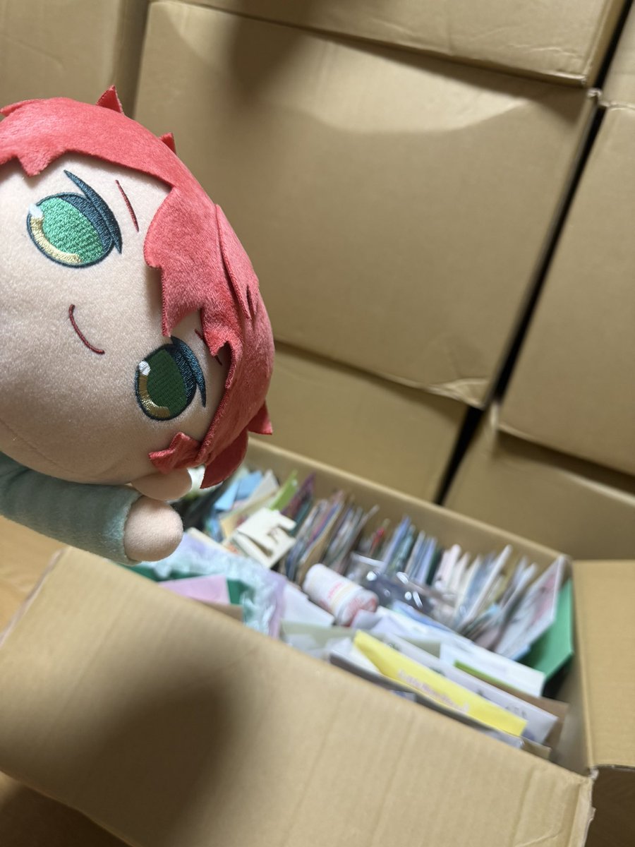 jpapachannel's tweet photo. ついに我が家にぱらぴちのファンレター、プレゼントが届きました！🎁

いっぱいあって全部見るのに何ヶ月
かかるかわからないけどしっかり読むぞよ

ほんとありがたすぎて滅
#からぴち https://t.co/P1urCpb5Fb
