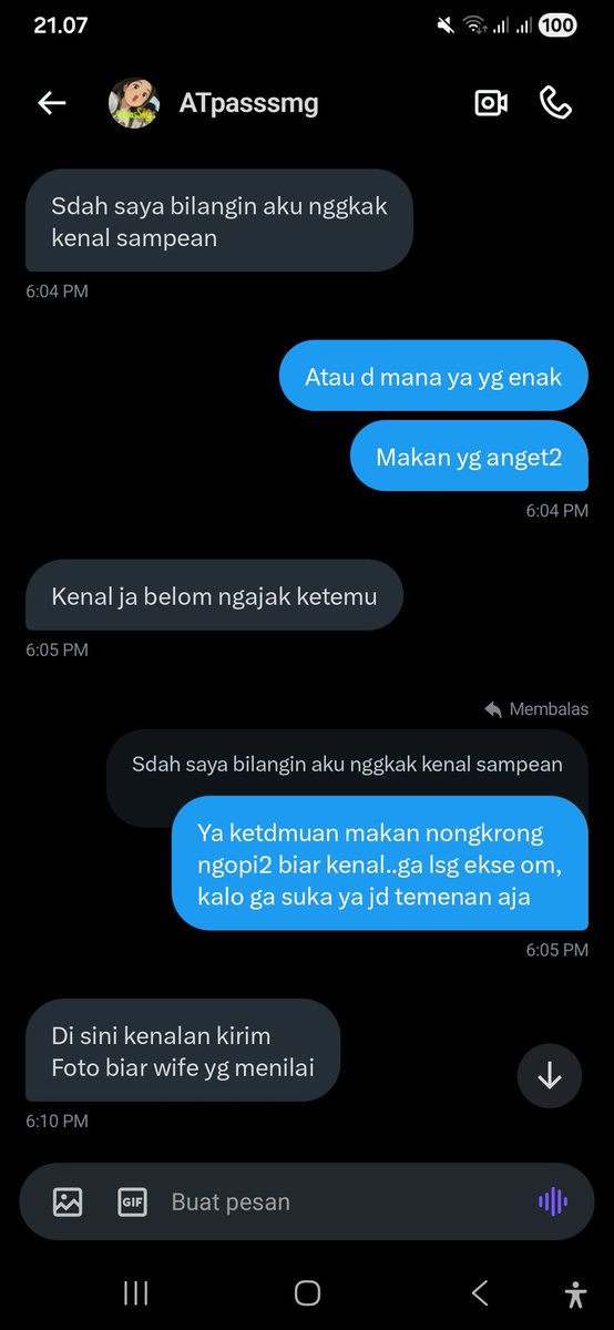 AEs43727's tweet photo. Pasutri koleksi foto, ya begini, ujungnya ngancem pakai capture dm yg ada fotonya..kurang jauh om mainnya. #Semarang 
#3someFantasy #pasutrithreesome #fwbsemarang #pasutrifantasy #smg #pasutriindonesia #pasutri #pasutriswinger https://t.co/bhjUqCq30t