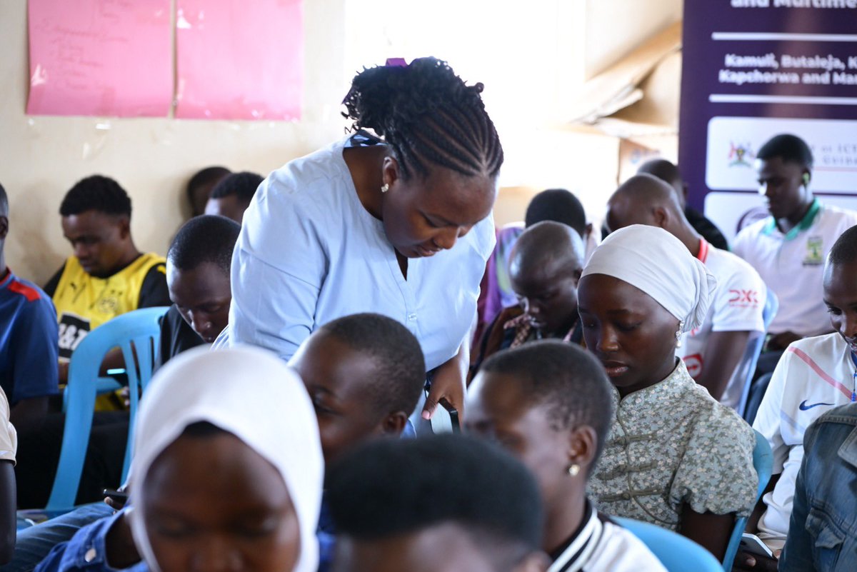 PrimeTimeComms's tweet photo. Day 5 in Kapchorwa introduced trainees to the world of Artificial Intelligence, exploring tools like ChatGPT, Grok, and Gemini. This session is part of the #ICTSkills4Youth program, implemented in partnership with @UCC_Official, UCUSAF, and @PrimeTimeComms.

Through this phase, we are equipping over 500 young people across Kapchorwa, Kumi, Manafwa, Butaleja, and Kamuli with vital digital skills that boost their employability and unlock new opportunities in today’s digital economy.
@UCC_ED @UCC_Official @ConsumerUCC @MoICT_Ug