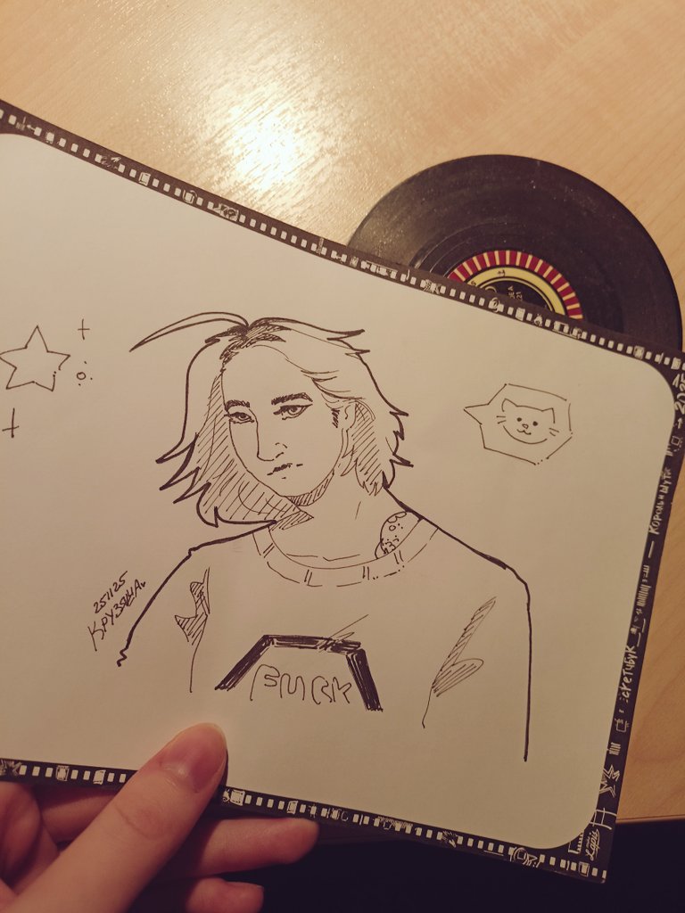 Я СОВСЕМ ЗАБЫЛА ПОКАЗАТЬ ЧТО МНЕ ПОДАРИЛА <a href="/tiny_kwa/">Крузяша.</a> 
😭😭😭

это мой сын 💕это мой мальчик💕