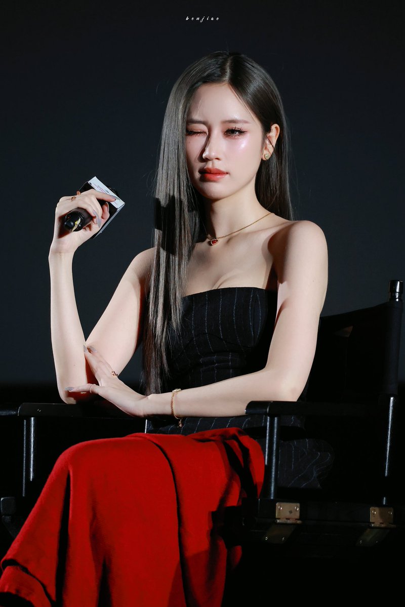 😉

LOVE DESIGN FIANL SKETCH
#LoveDesignSpecialEP
#janeeyeh​ <a href="/janeeeyeh/">เจนเย่</a>