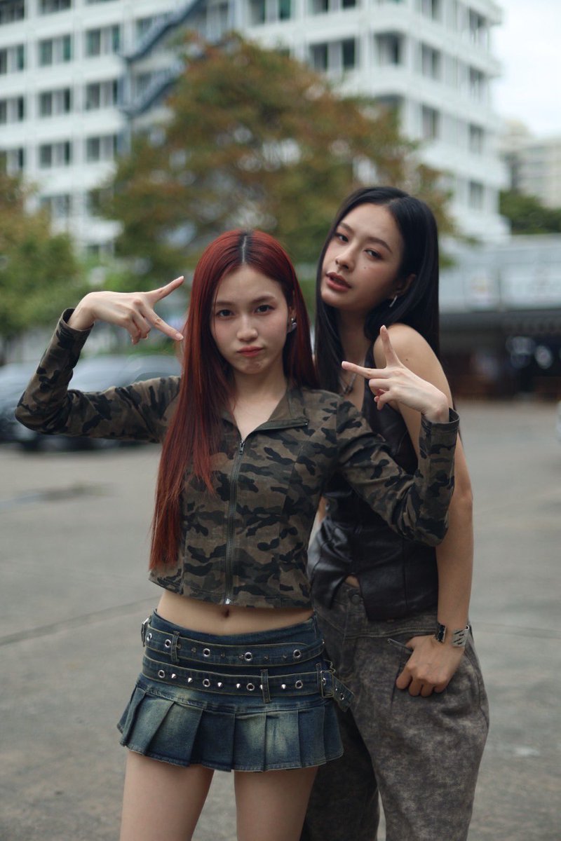 แมวผมแดงมาเร็วไปเร็ว แวะ snap มาให้หนึ่งแชะ ! 😽✨✌🏻

#GirlRulesSeries #GMMTV
<a href="/panlyyy/">Milk (มิ้ลค์)</a> <a href="/loverrukk/">เลิฟรัก</a>