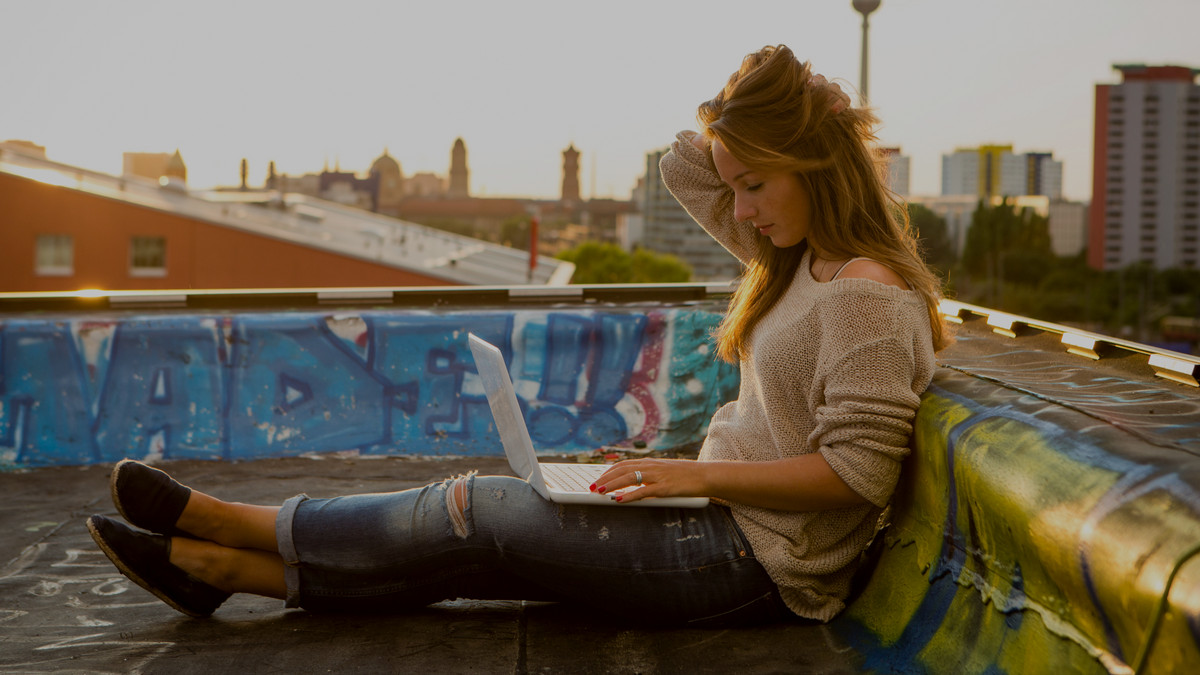 SweetHomeSpaces's tweet image. When it comes to choosing contractors, make smart choices! 🏗️ We prioritize licensing, insurance, guarantees, portfolios, and clear estimates. Protect your investment! Learn more about our standards: wix.to/RyUsw2x #ContractorChoice #Mississauga #HomeImprovement