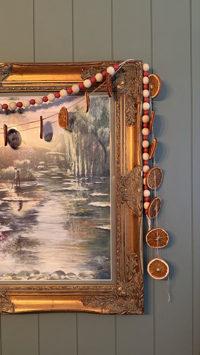 Everyone look at my tacky Christmas tree and my ugly orange garland :)