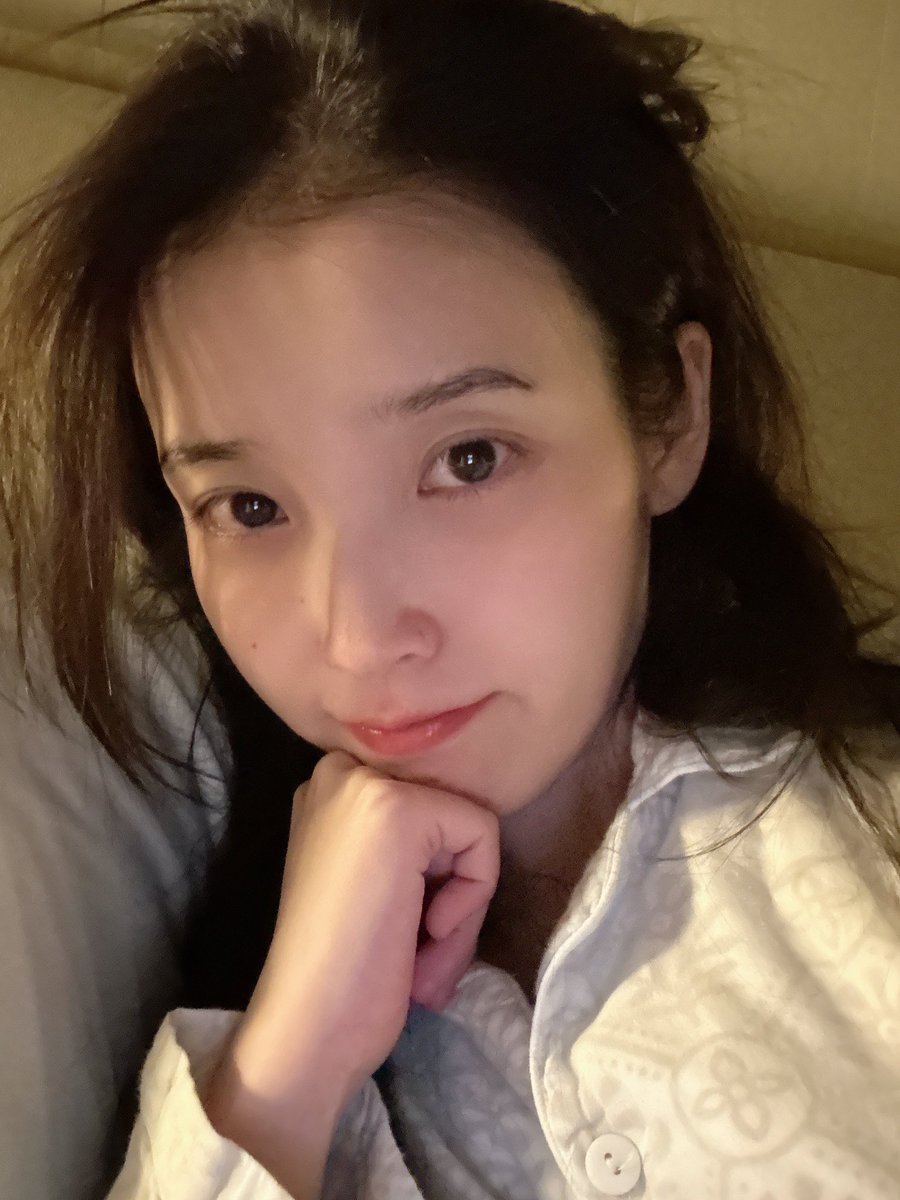 쀼 tweet media