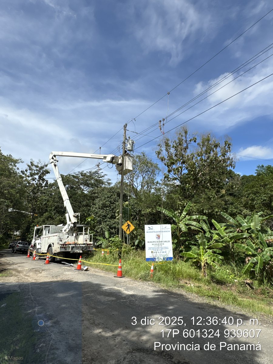 Recientemente, a través de nuestro Departamento de Normas Técnicas de Electricidad, realizamos una inspección en el corregimiento de La Ermita, distrito de San Carlos, como parte del descargo del Plan de Calidad de EDEMET.
Durante esta jornada se verificaron labores de poda de