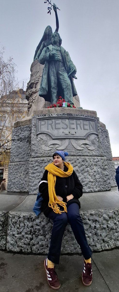 Сликовниците прошетаа со мене, а и јас со себе.