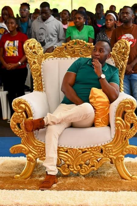 Gabriel Buule tweet media