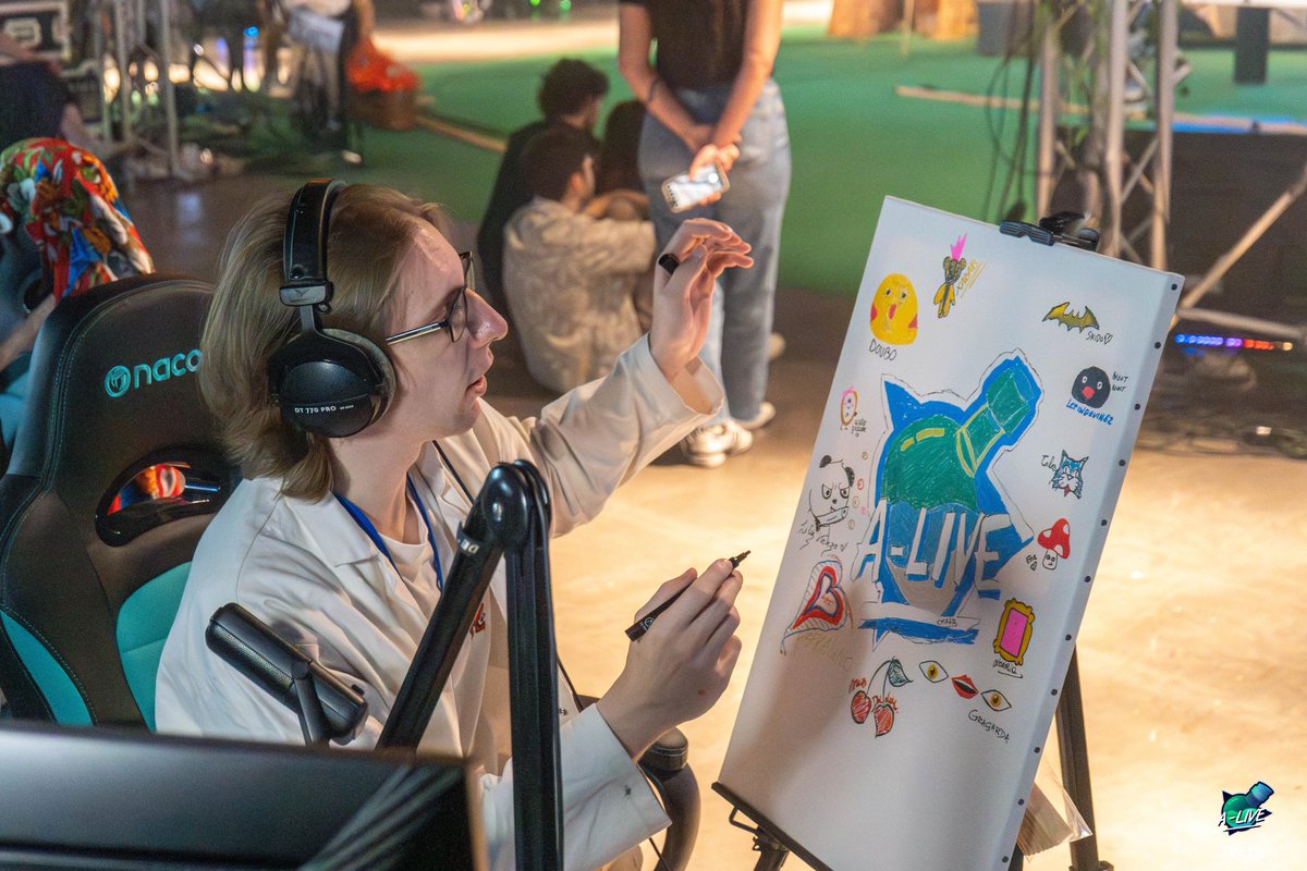 A-Live Event tweet media