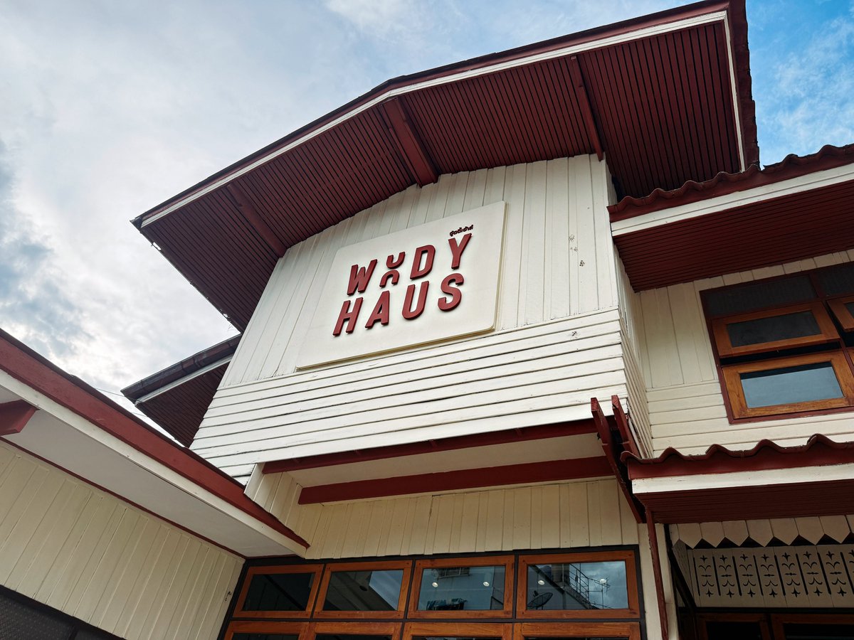 AnyuHopper's tweet photo. Coffee break :) at Woody Haus #คาเฟ่ฉะเชิงเทรา https://t.co/YIh9JfZNXI
