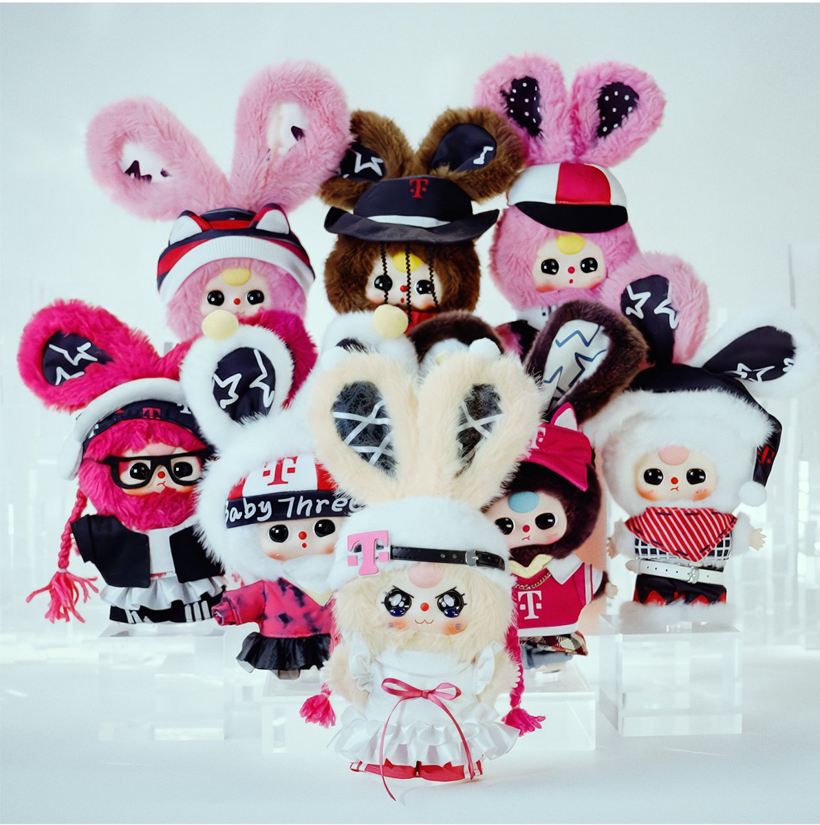 Check out this collab exclusively for <a href="/TMobile/">T-Mobile</a> members 🤌 If you’re in NYC or Seattle you can try to get one yourself 😎 ms.spr.ly/6018teL1Q​

#TeamMagenta