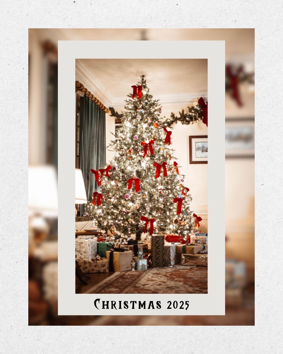 sawyers4's tweet photo. Christmas 2025 https://t.co/Wg9ahEKBPE