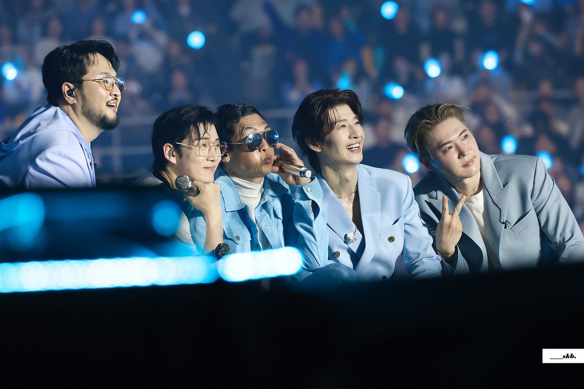 💙💙💙 tweet media