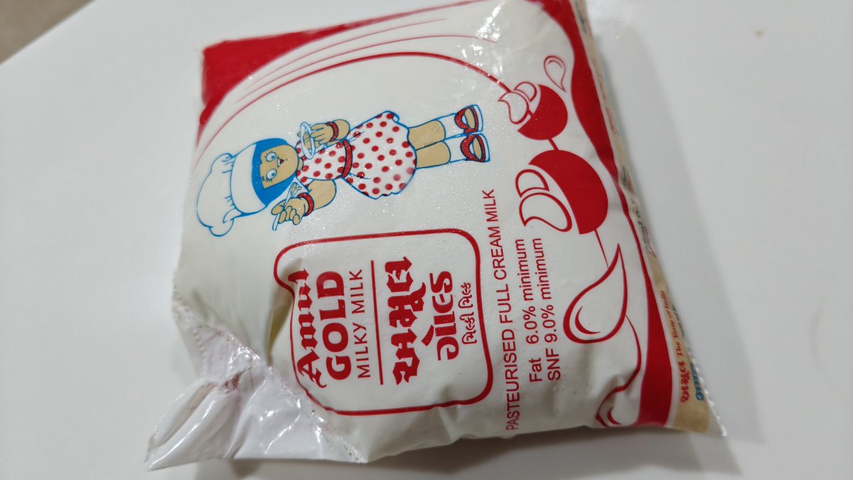 HitanshiKatari2's tweet photo. A manual sealed milk ! https://t.co/ilhkzVEbSm