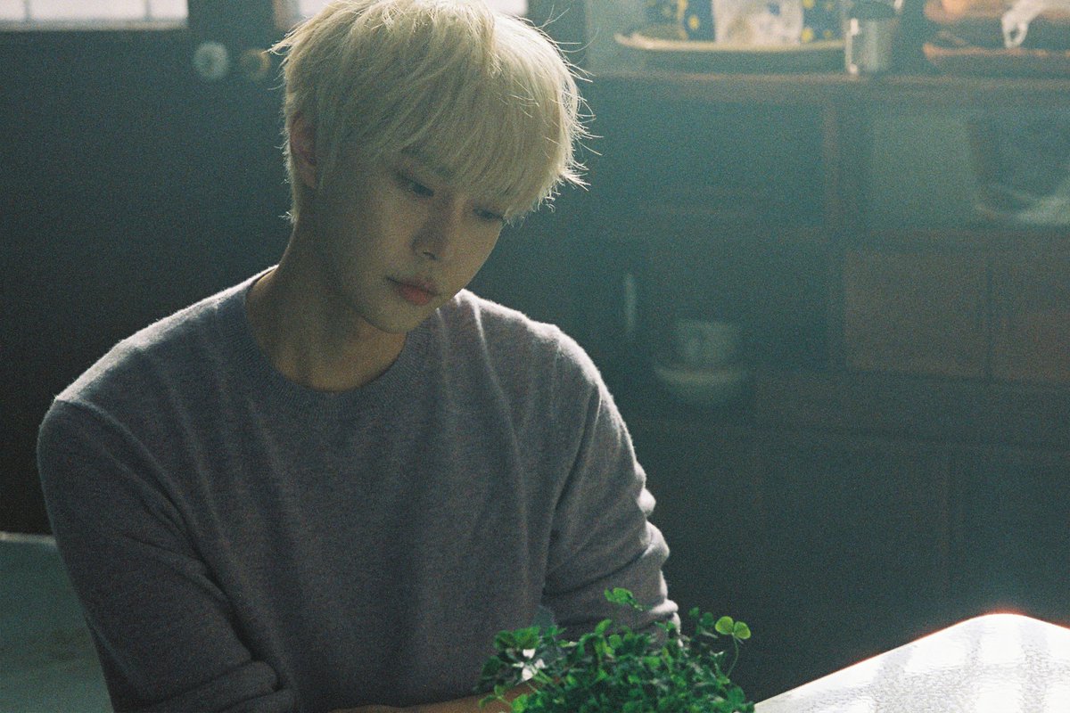 DOYOUNG '늦은 말 (Promise)' MV Teaser Images

DOYOUNG 【Promise】
➫ 2025.12.09 6PM (KST)

💿 Pre-order
DOYOUNG.lnk.to/Promise

#DOYOUNG #도영
#늦은말 #DOYOUNG_늦은말 
#DOYOUNG_늦은말_Promise 
#NCT #NCT127