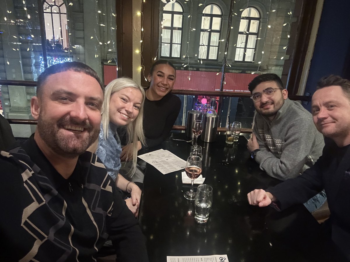 Mavens Christmas night out at Dakhin last night. The food was spectacular.

Great experience with the team. Growing together.

Merry Christmas from all of us.