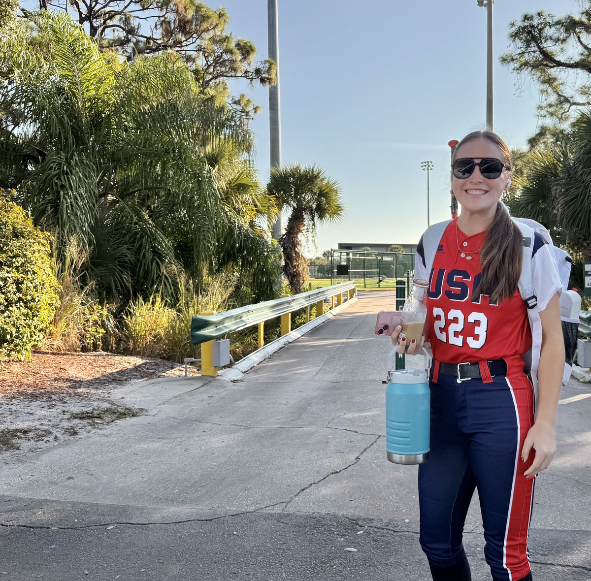 Day 1 ✅
What an incredible kickoff! Check-in, headshots, swag bags, and getting to reunite with my teammates and softball family—nothing better than starting the event surrounded by this energy. Hearing the stories and wisdom from <a href="/briellis1/">Bri Ellis</a> and <a href="/JennieFinch/">Jennie Finch</a> was unreal and so