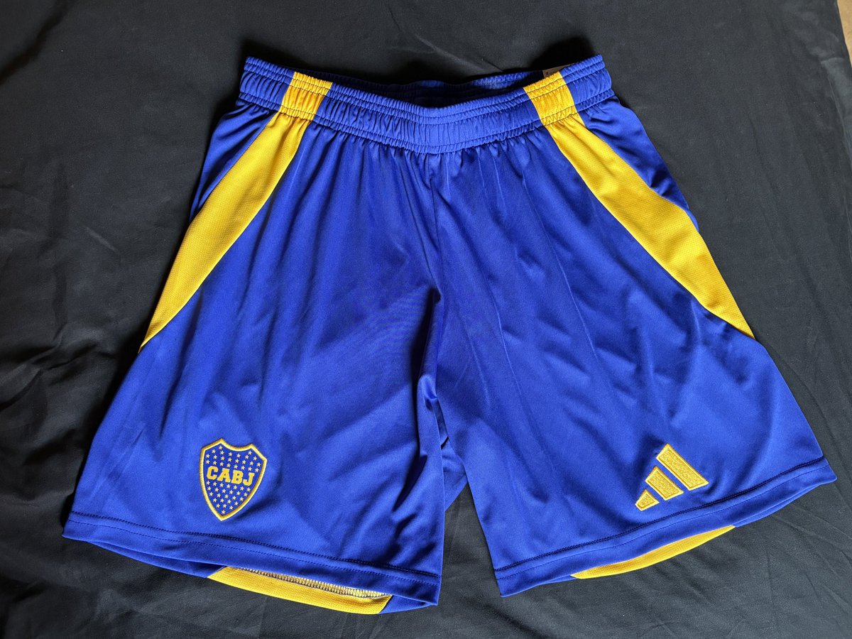 macielburrone1's tweet photo. @marto_m3 Short Titular 2024 Talle M nuevo con etiqueta $45mil
Short Arquero 2023 Talle S nuevo sin etiqueta $60mil
Camiseta prepartido 2023 Talle M utileria nueva con etiqueta $80mil
Camiseta suplente 2017 inferiores nueva con etiqueta Talle M $85mil https://t.co/vRSZA5JTqw
