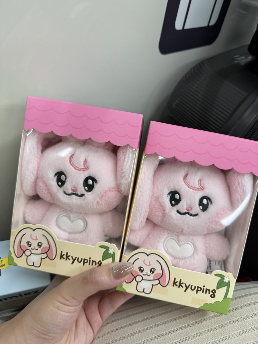 bbubble_store tweet media