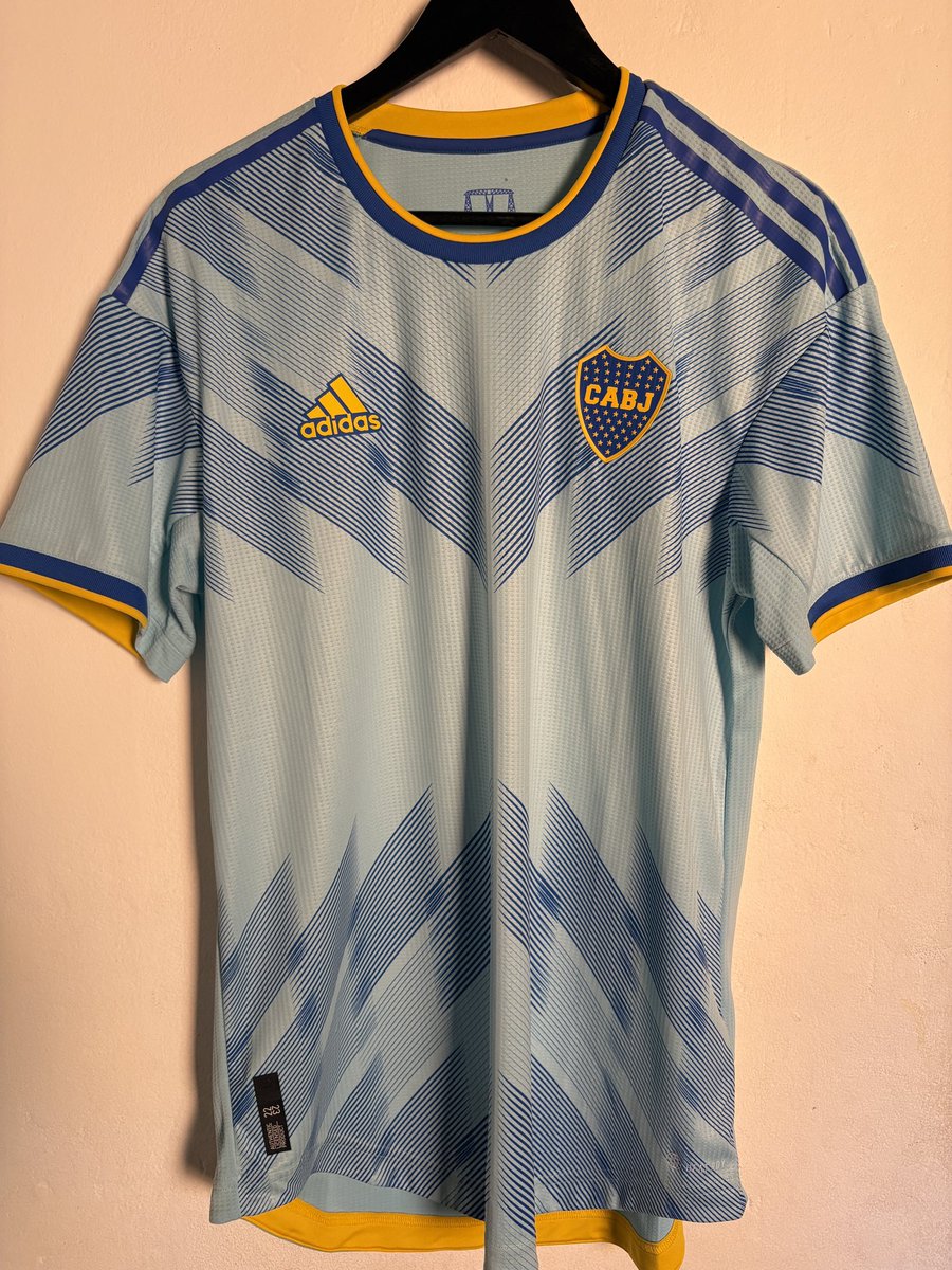 macielburrone1's tweet photo. @marto_m3 Camiseta titular 2013 8.5/10 Talle L $60mil
Camiseta entrenamiento 2008 Talle M $80mil
Camiseta Alternativa 2023 nueva con etiqueta heatrdy Talle L $85mil
Camiseta Suplente 2022 nueva con etiqueta heatrdy Talle XL $85mil https://t.co/gUtVSpeW9V