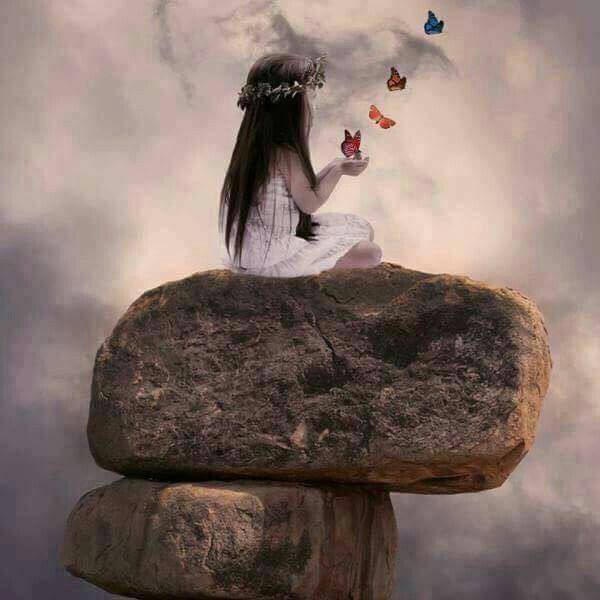 - اطمئن سيأتي الله بالفَرح من حيث لا تحتسب وتذهب الأحزان وتزُهر الأماني في يوم لعلّ في تأخيره خيره♥️