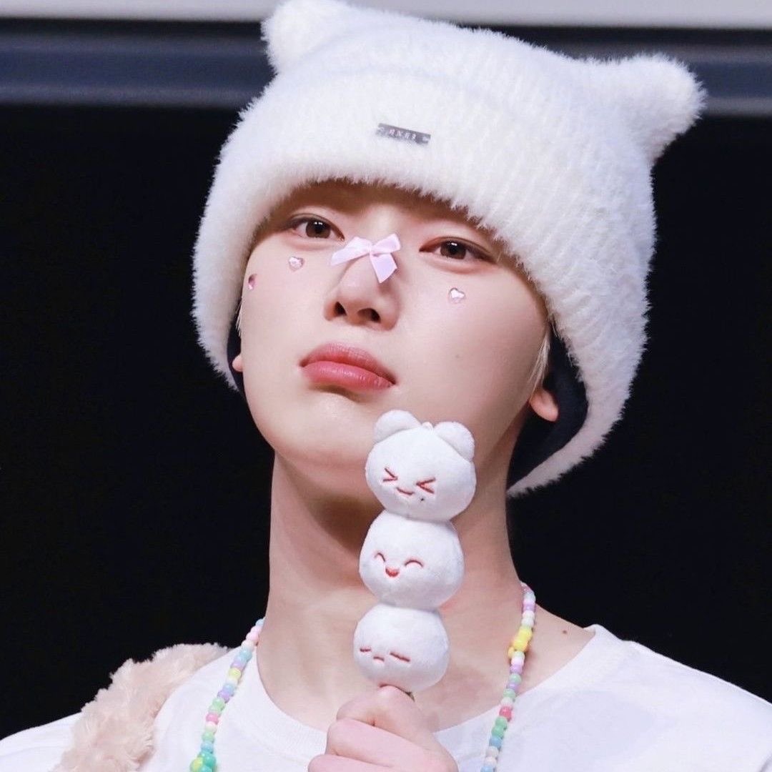 whlaqh's tweet photo. 떤꼬치🍡 https://t.co/WQfRf2sYBj