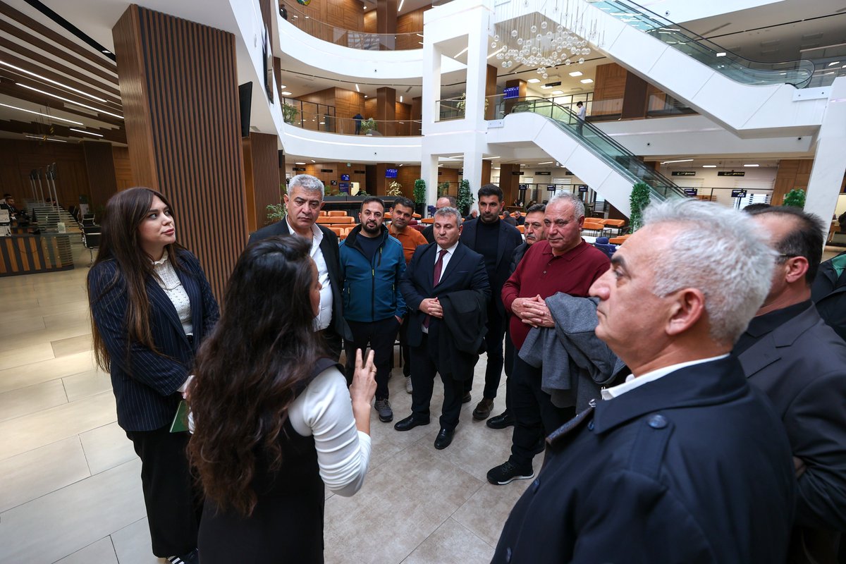 smbgovaz's tweet photo. KOBİA-nın təşkilatçılığı ilə #Qars Ticarət və Sənaye Palatasının #biznes nümayəndə heyəti üçün Azərbaycanda #investisiya mühiti, sahibkarlara göstərilən dəstək və xidmətlər barədə təqdimat keçirilib.
Heyət #Şuşa və #Xankəndi şəhərlərində bölgənin biznes və investisiya imkanları ilə tanış olub.
Ətraflı - https://t.co/84nMqu3145
#KOBİA