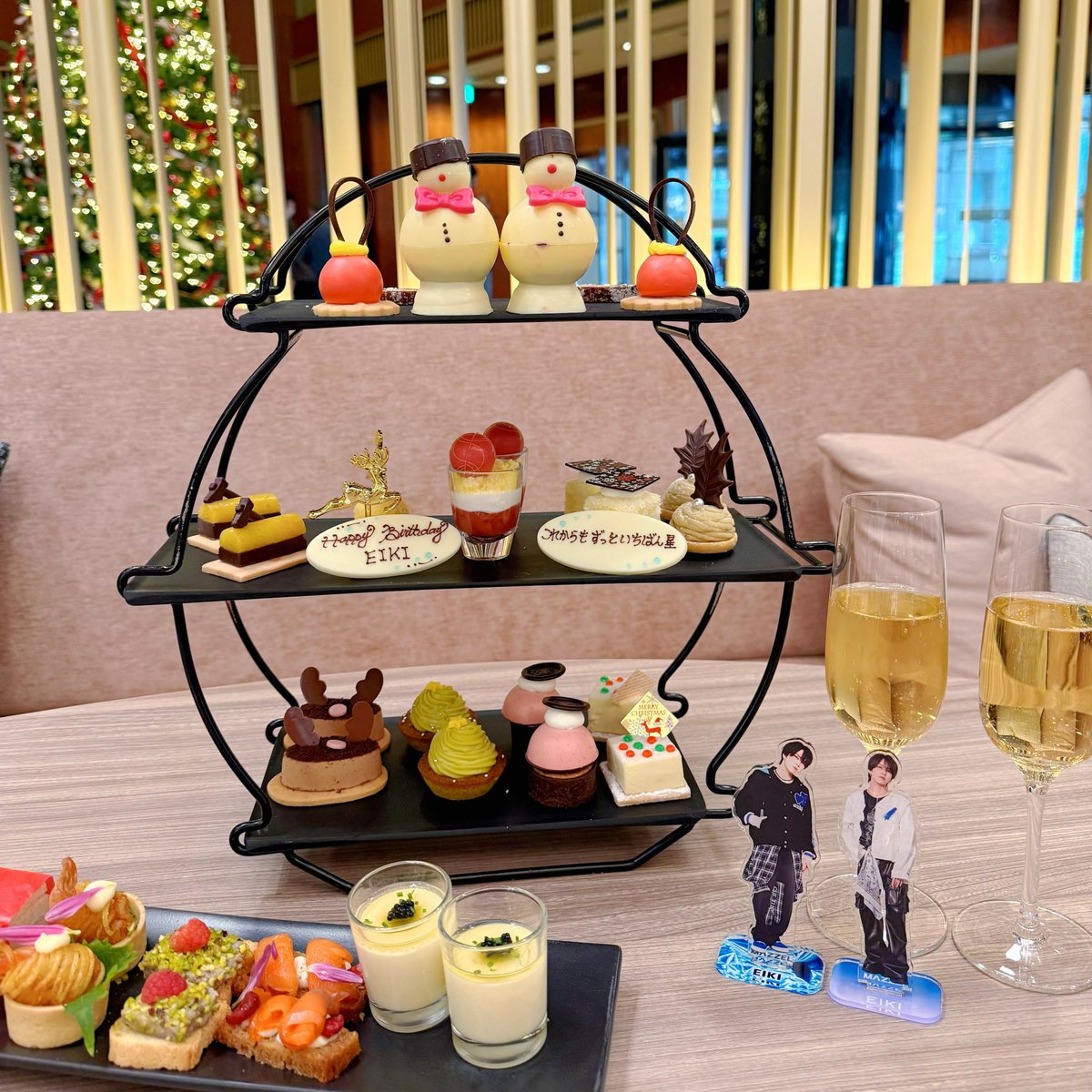 ___eiki___s's tweet image. - ̗̀ 𖤐꒰ঌ ┈┈┈┈┈┈┈┈┈┈┈┈ ໒꒱𖤐  ̖́-

               𝑯𝑨𝑷𝑷𝒀 𝑬𝑰𝑲𝑰 𝑫𝑨𝒀🩵ྀི

- ̗̀ 𖤐꒰ঌ ┈┈┈┈┈┈┈┈┈┈┈┈ ໒꒱𖤐  ̖́-

ステージで輝くえいきをみるために
ずっと応援するから、長生きしてね🪄.⋆⟡

#MAZZEL_EIKI
#HBD_EIKI #EIKI_HBD_24th