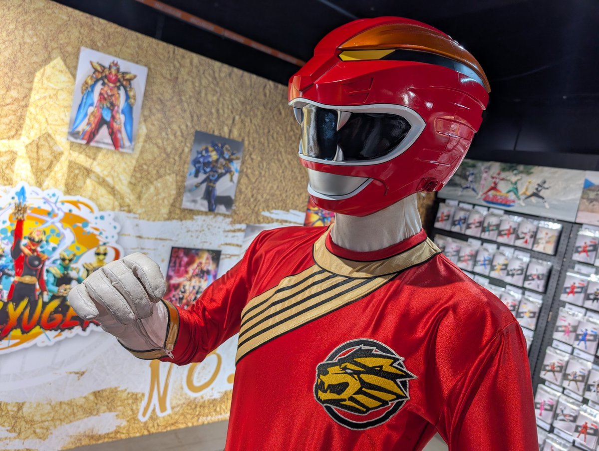 VinzChing's tweet photo. 「スーパー戦隊 ポップアップストアin香港」が本日12月5日よりオープン!
定番のアクリルスタンドを始め、「全スーパー戦隊展」様々な限定グッズが初めて海外で販売される。
そして、『百獣戦隊ガオレンジャー』より、ガオレッドの立像も登場!
#INCUBASEStudio #INCUBASEArena
#スーパー戦隊 https://t.co/oj1XaTMJzO