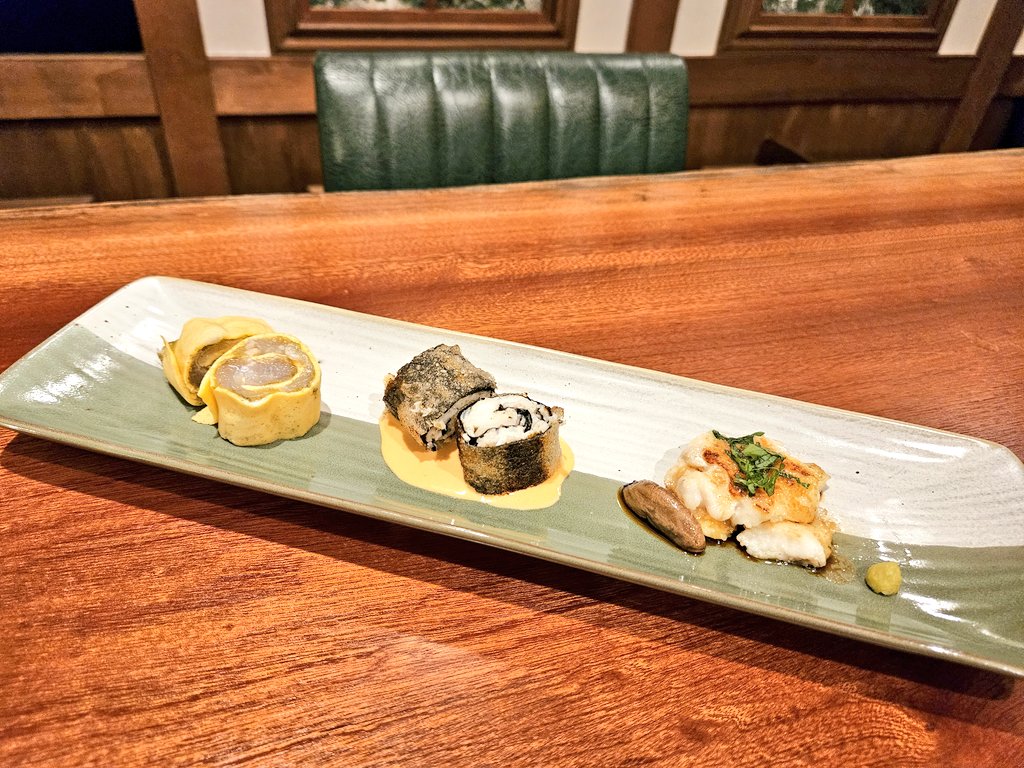 KitchenOsanai's tweet photo. 本日はひらめのコースを作りました。
考えるのも作るのも楽しかったです。
ご予算、ご希望に応じてご用意しますのでお気軽にご相談くださいませ🫶
#BartheBaseTokyo #ひらめ https://t.co/2wqmvZEw5y
