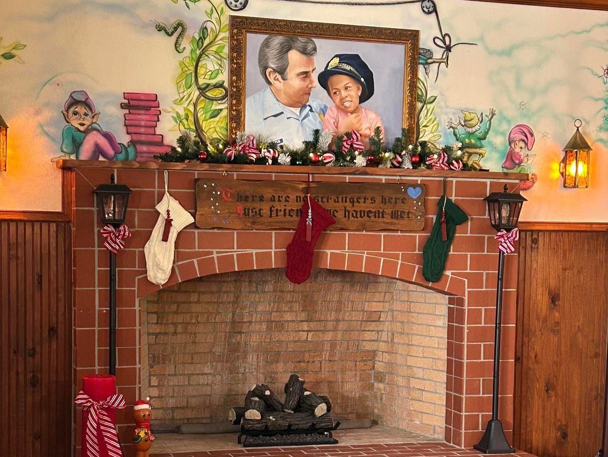 A huge THANK YOU to <a href="/ihrmc/">Interessant Hotel & Resort Management</a> for decorating the Main House Area at the Sunshine Foundation Dream Village! 🎉 Your festive touch is spreading so much sunshine our Dream families will be overjoyed to see this magical area! ✨