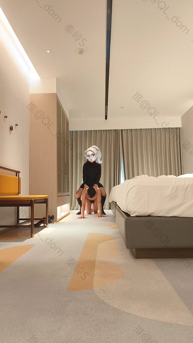 QL_dom's tweet photo. 驾驾驾
#成都 #女S #高跟鞋崇拜 #长筒靴 #femdom #刑主 #踩踏 #鞭打 #绿帽 #马奴 https://t.co/Ef1TD3HwRa