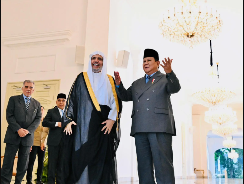صور .. رئيس إندونيسيا يستقبل الأمين العام لـ رابطة العالم الإسلامي الشيخ د. محمد العيسى ويثمّن المكانة العالمية للرابطة بوصفها مرجعية جامعة للشعوب الإسلامية 