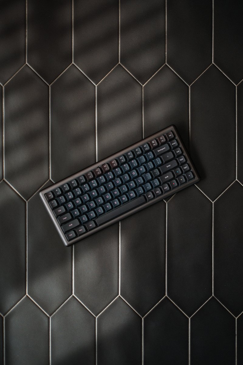 alexotos tweet media